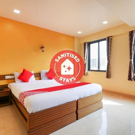 Oyo 10679 Hotel Nanashree Executive Vagholi 외부 사진