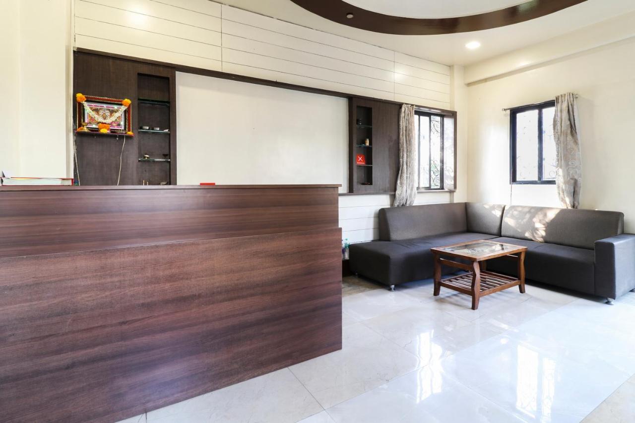 Oyo 10679 Hotel Nanashree Executive Vagholi 외부 사진